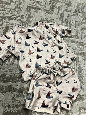Little One Shop Sailboat Print Matching Set Baby 12-18M Like New